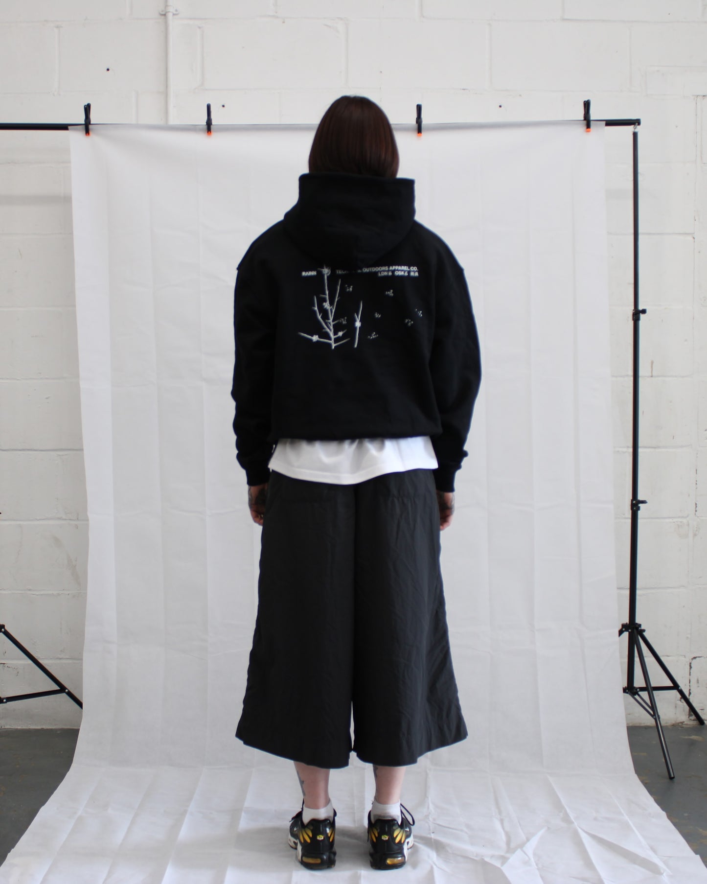 PRUNUS SPINOSA HOODIE